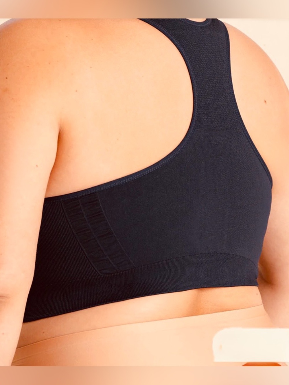 Truekind Seamless Racerback Sports Bra Black 3XL
Wireless Yoga Athletic - Picture 3 of 13
